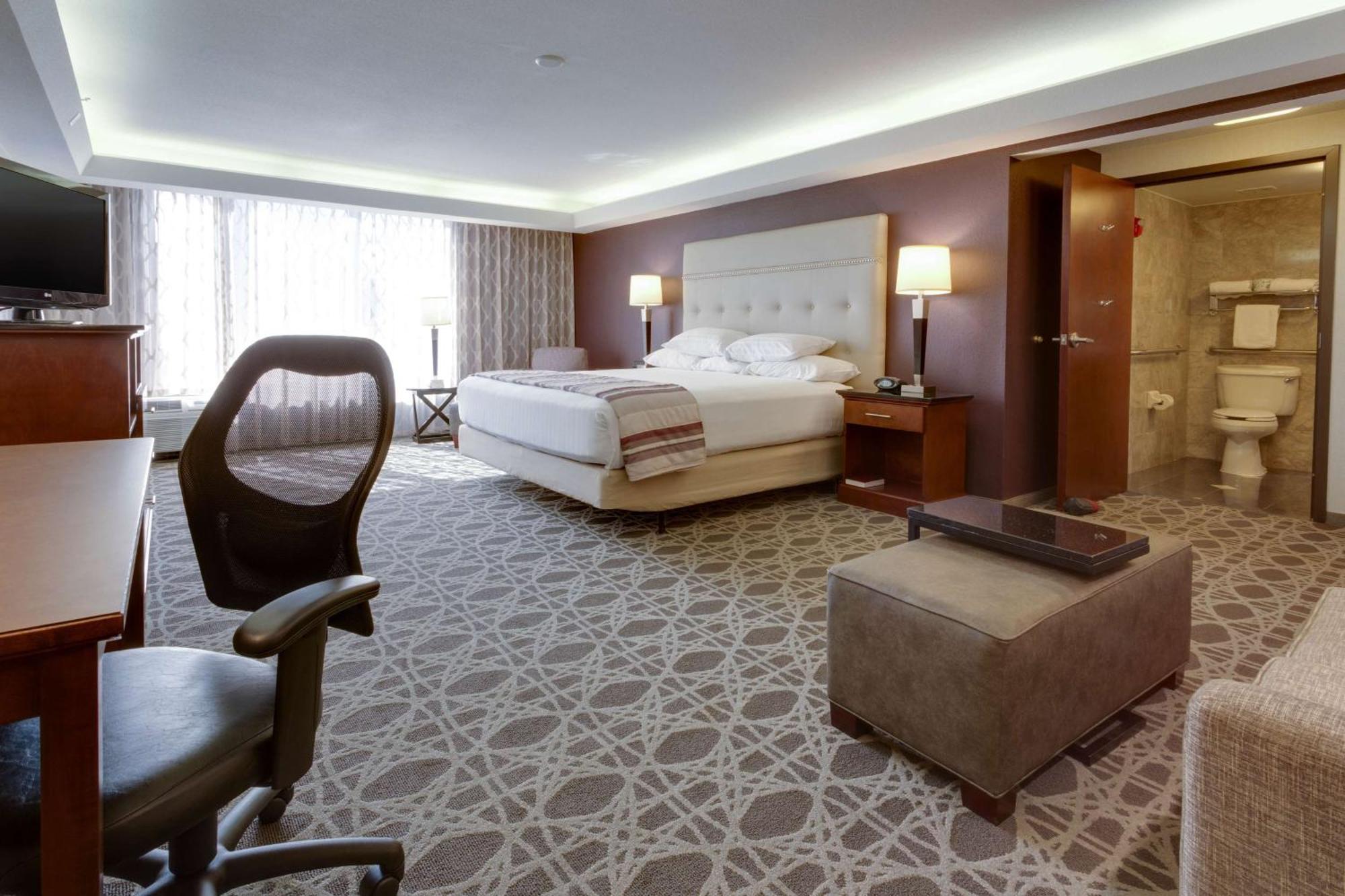 Drury Inn & Suites Overland Park Eksteriør billede