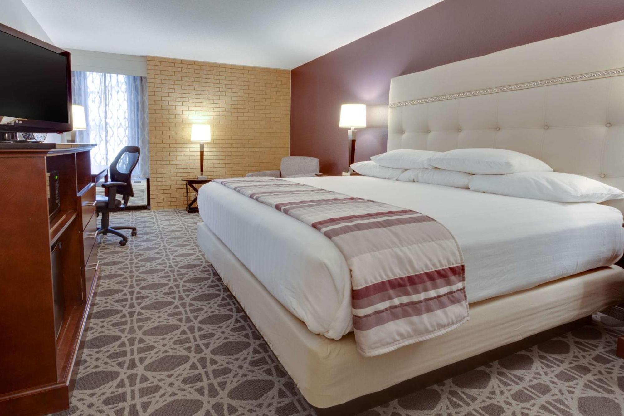 Drury Inn & Suites Overland Park Eksteriør billede