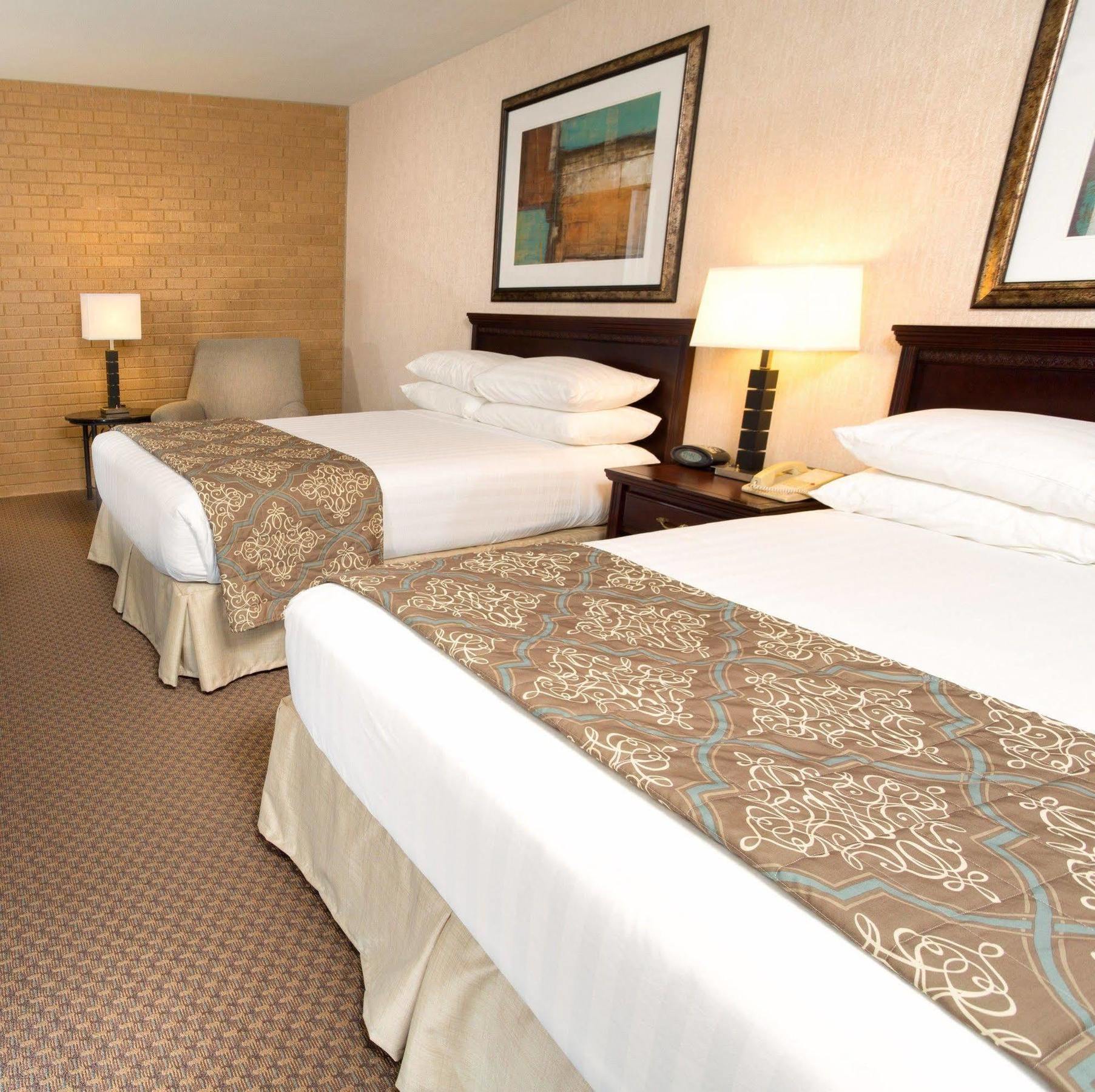 Drury Inn & Suites Overland Park Eksteriør billede