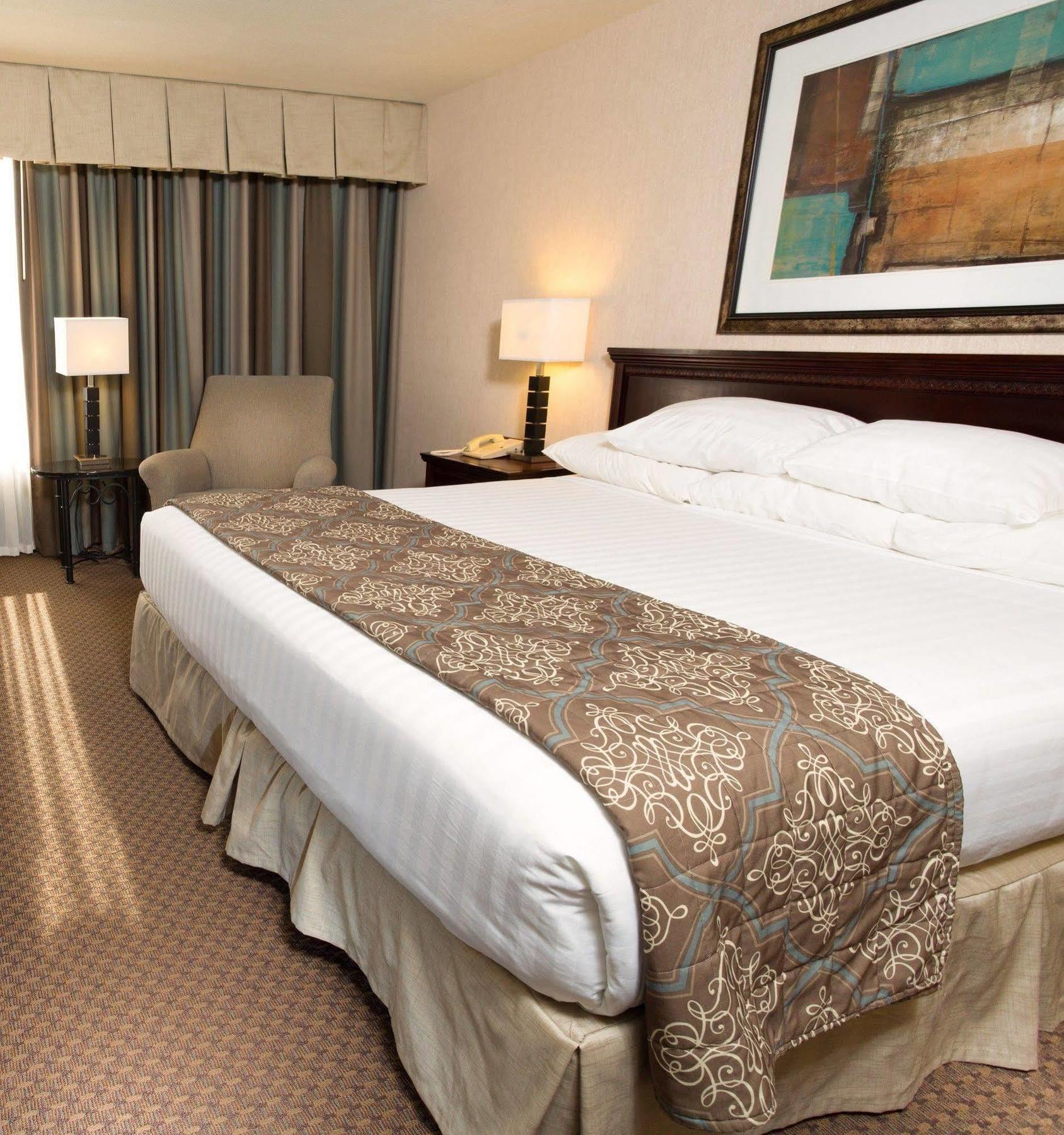 Drury Inn & Suites Overland Park Eksteriør billede